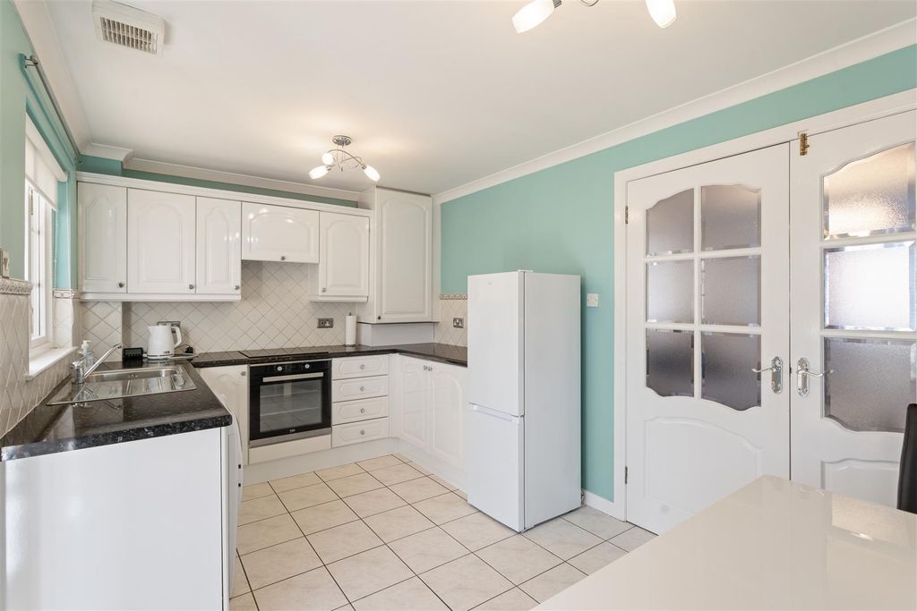 Property photo 3 of 24 5.Jpg