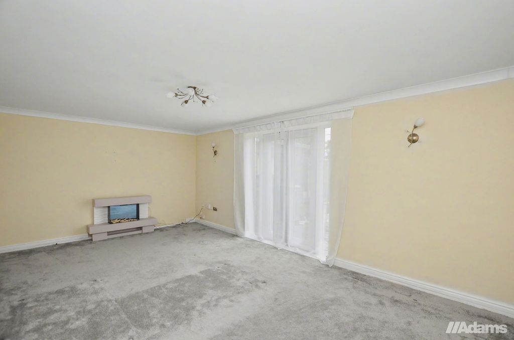 Property photo 3 of 25