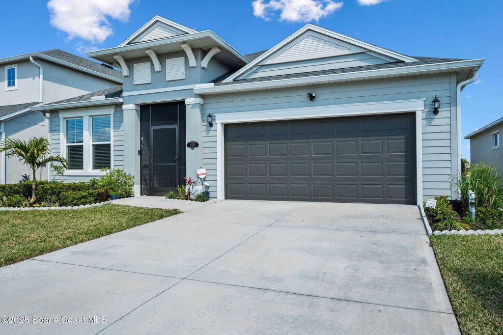Property photo 1 of 30
