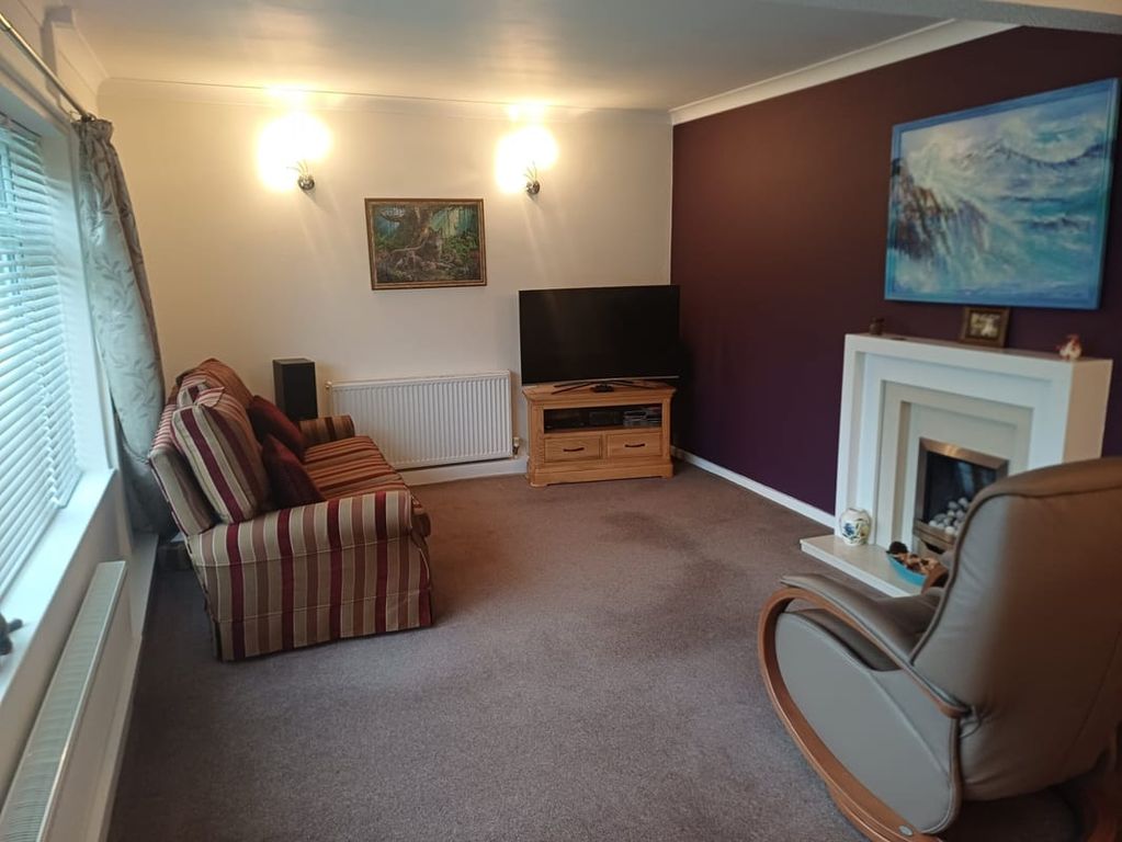 Property photo 3 of 24