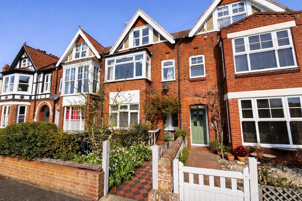 Property photo 1 of 13 c1.Png