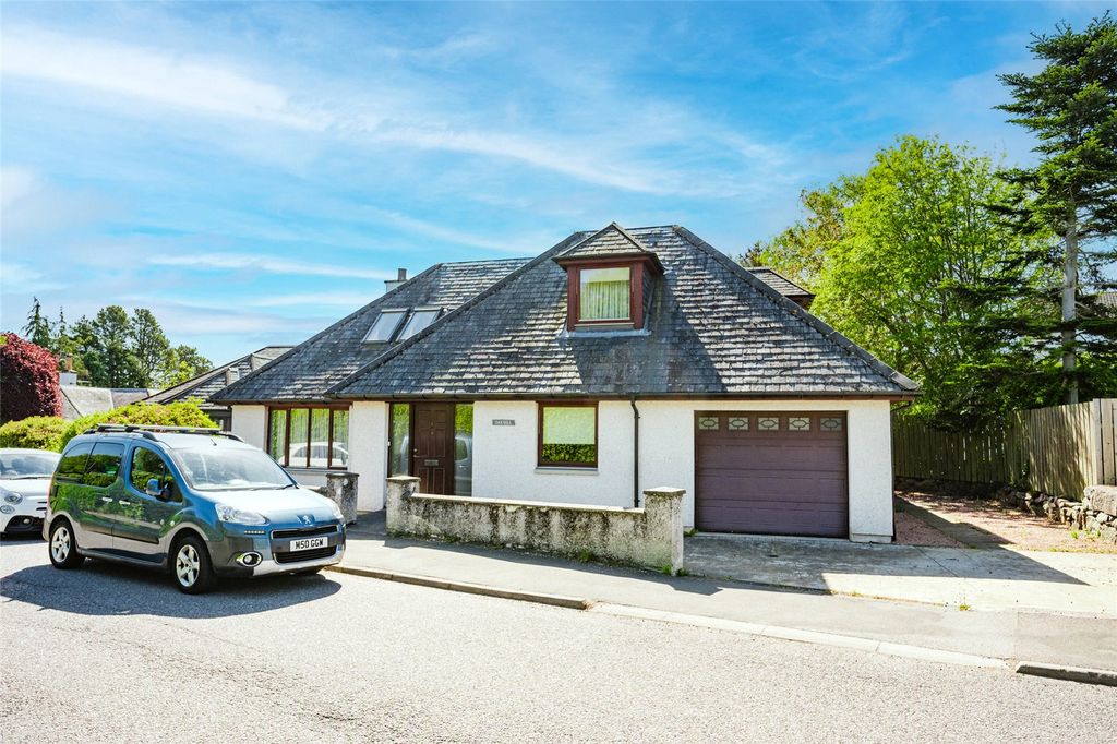 Property photo 2 of 40 Picture No. 43