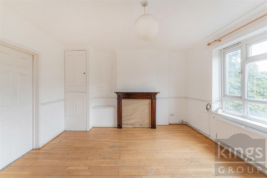 Property photo 2 of 14 6.Jpg
