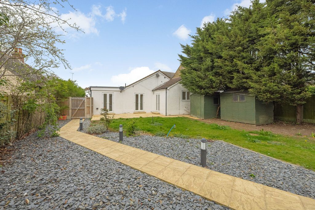 Property photo 2 of 15 Rear