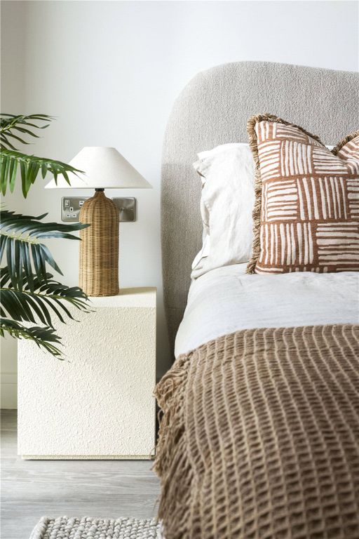 Additional image 17 of 3 bed flat for salePentire Avenue, Newquay, Cornwall TR7