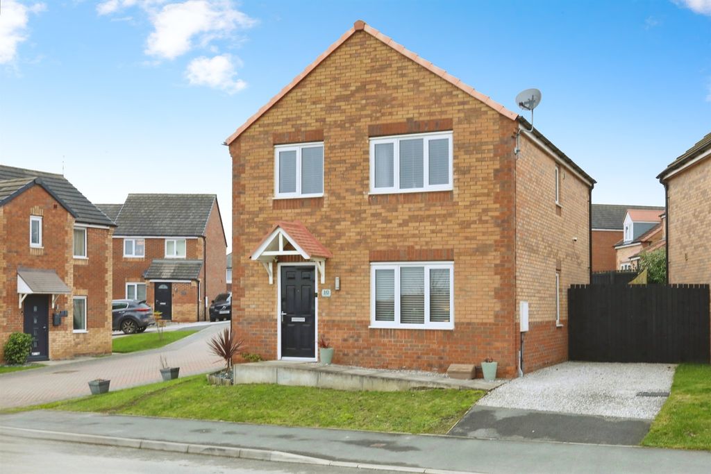 Property photo 1 of 21