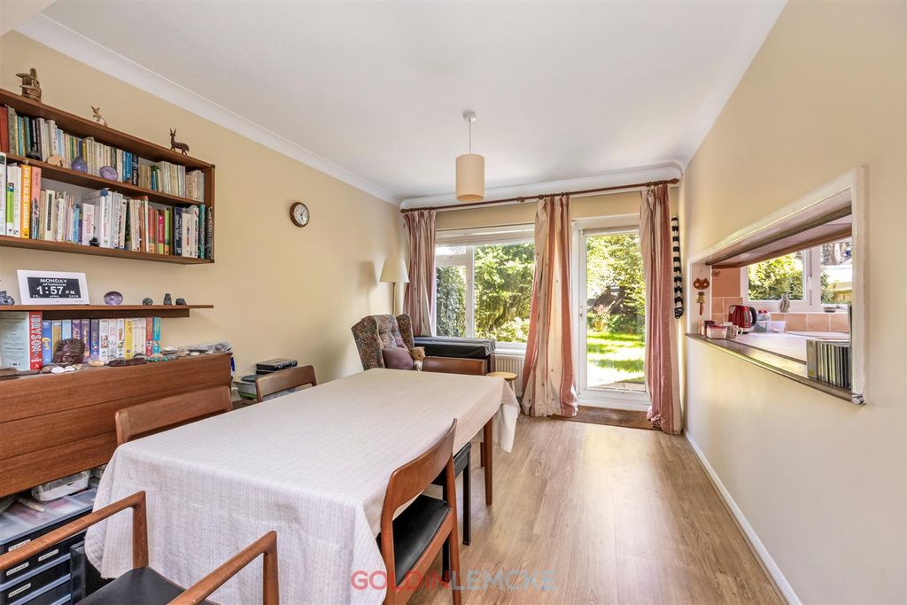 Property photo 3 of 17 Dining Room