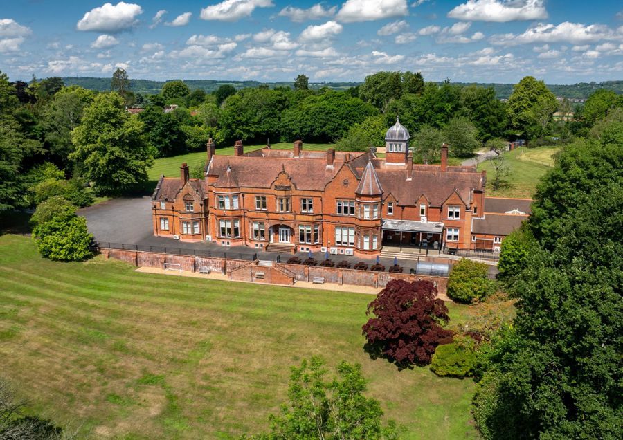 Property photo 1 of 9 Photo 21