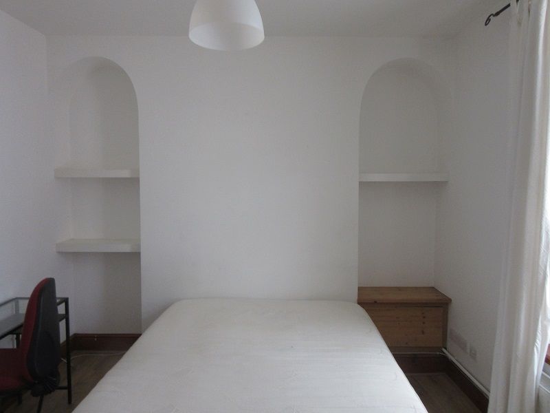 Property photo 3 of 7 Master Bedroom