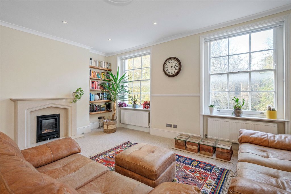 Property photo 2 of 15 Receprion Room