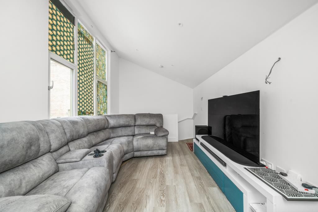 Property photo 3 of 13 Reception Room