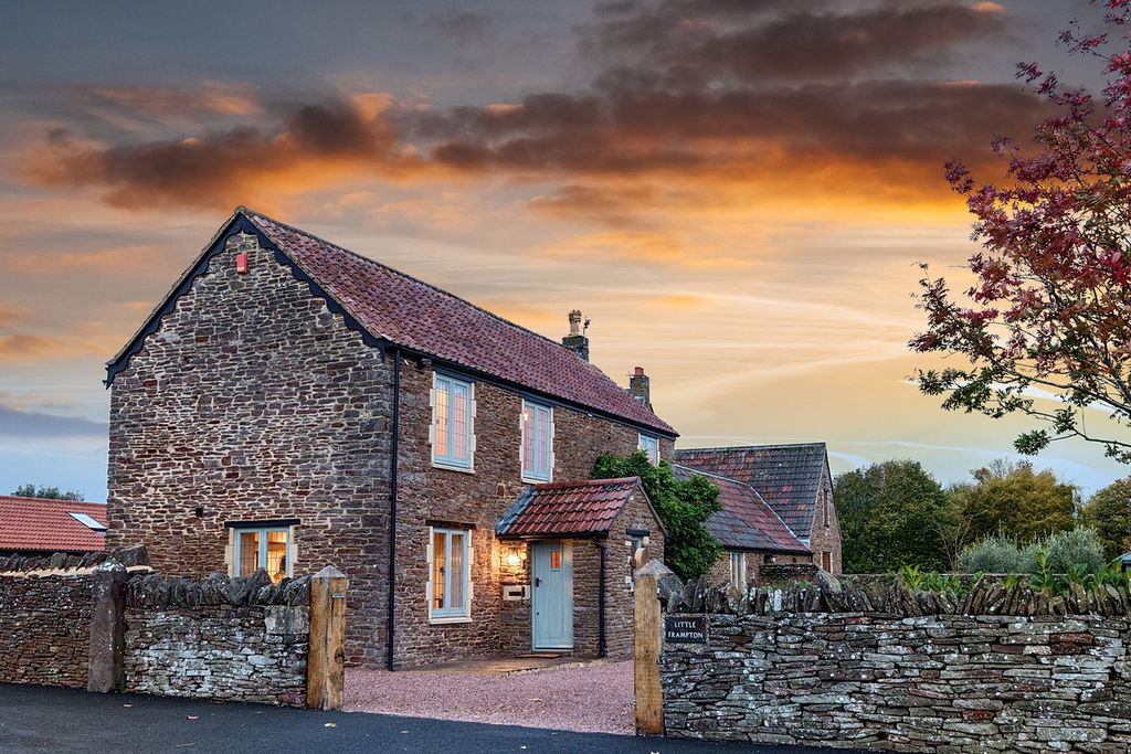 Property photo 1 of 23