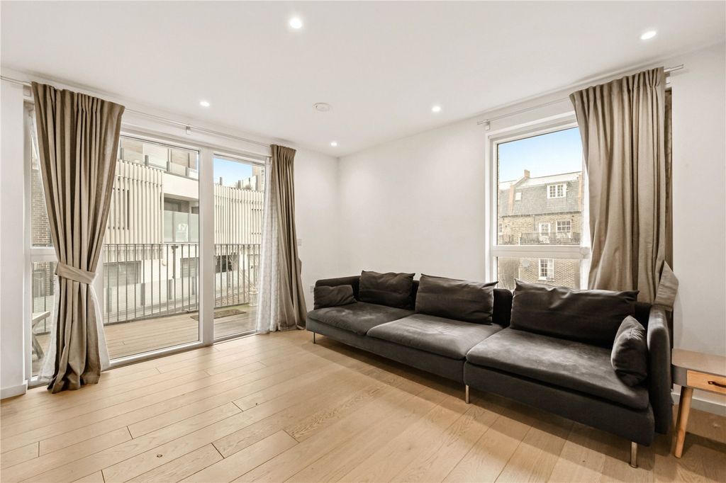 Property photo 2 of 14 Picture No. 11