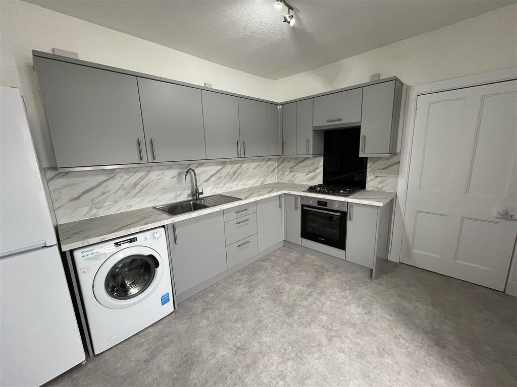 Property photo 2 of 15 Kitchenimg_9965.Jpg