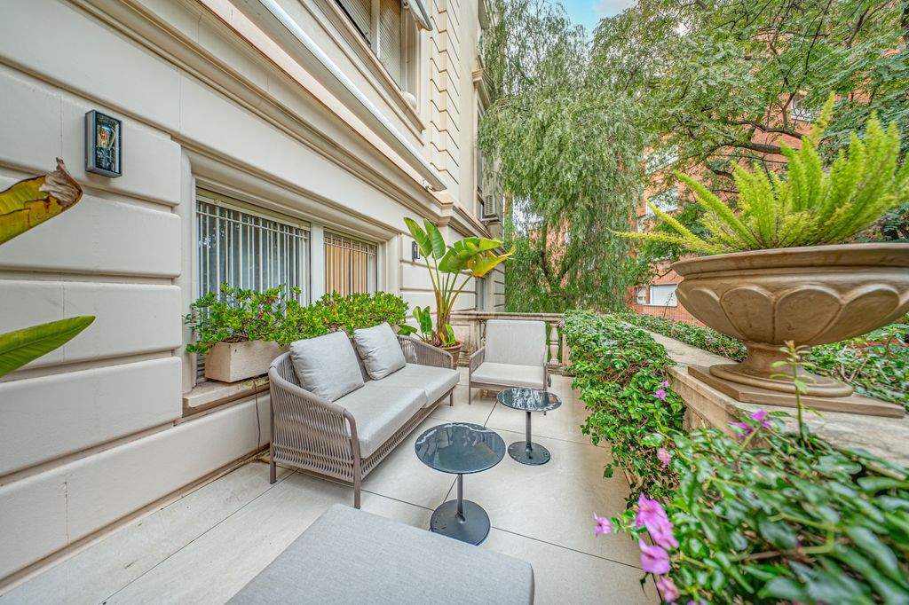 Property photo 1 of 52