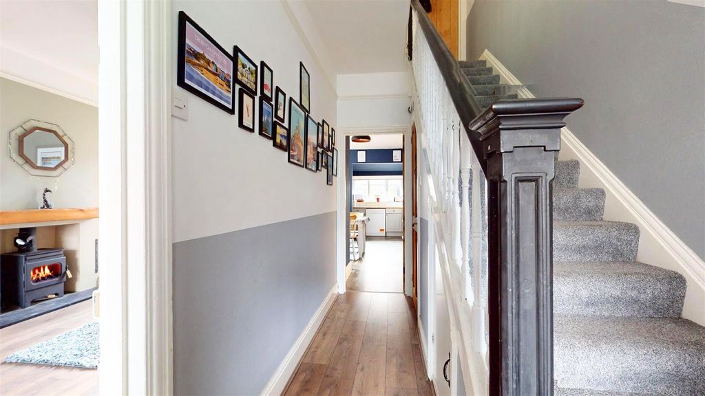 Property photo 1 of 16 290591E5-5cd1-4Ea2-872d-41009517Dac9.Jpg