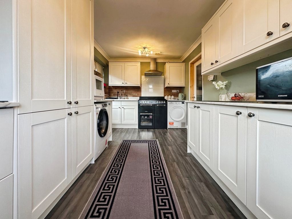 Property photo 3 of 16 Pbox-Img.Jpg