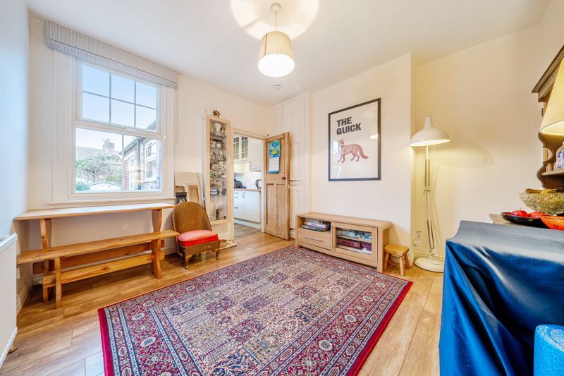 Property photo 3 of 11 Photo 3