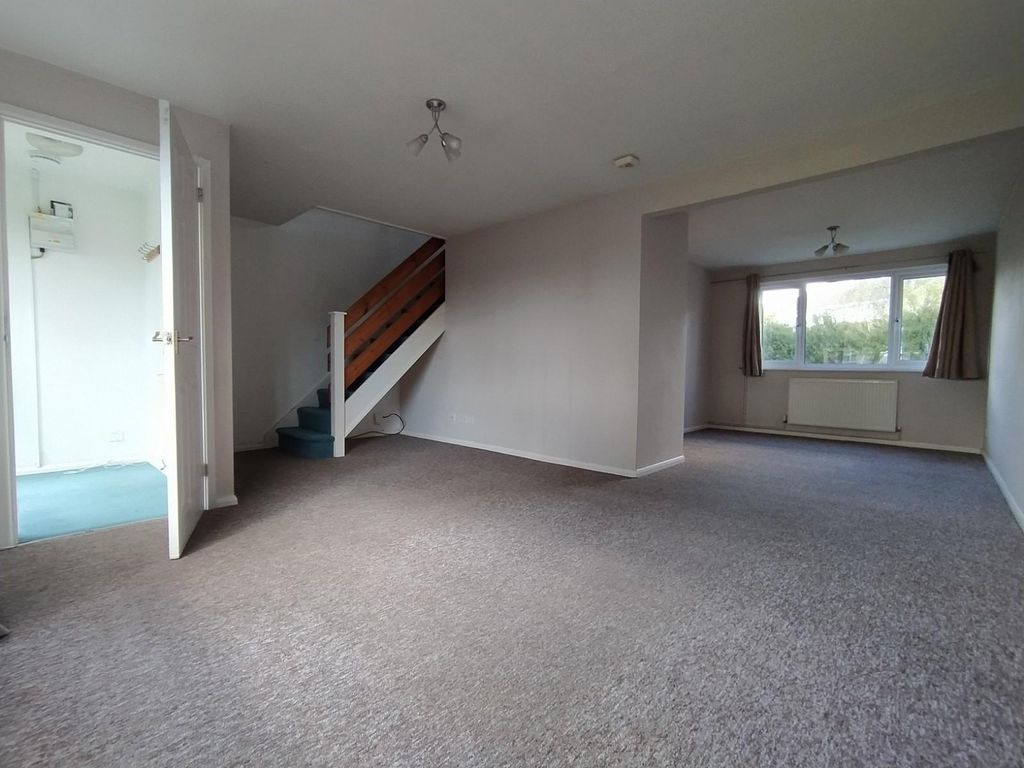 Property photo 2 of 16 Image