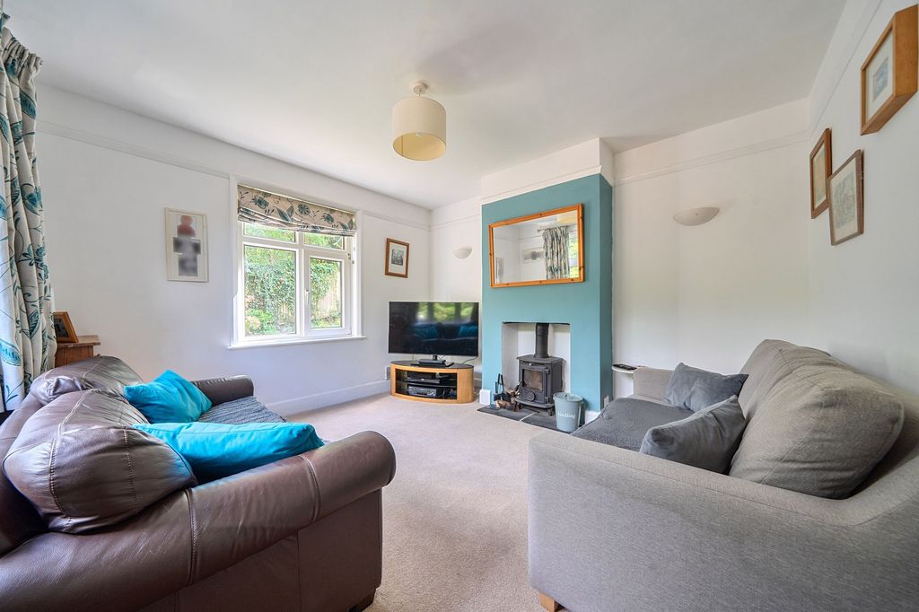 Property photo 3 of 17 Sitting Room