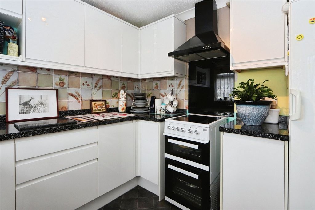 Property photo 3 of 14 Picture No. 05