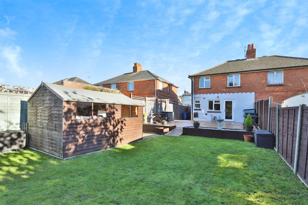 Property photo 2 of 19