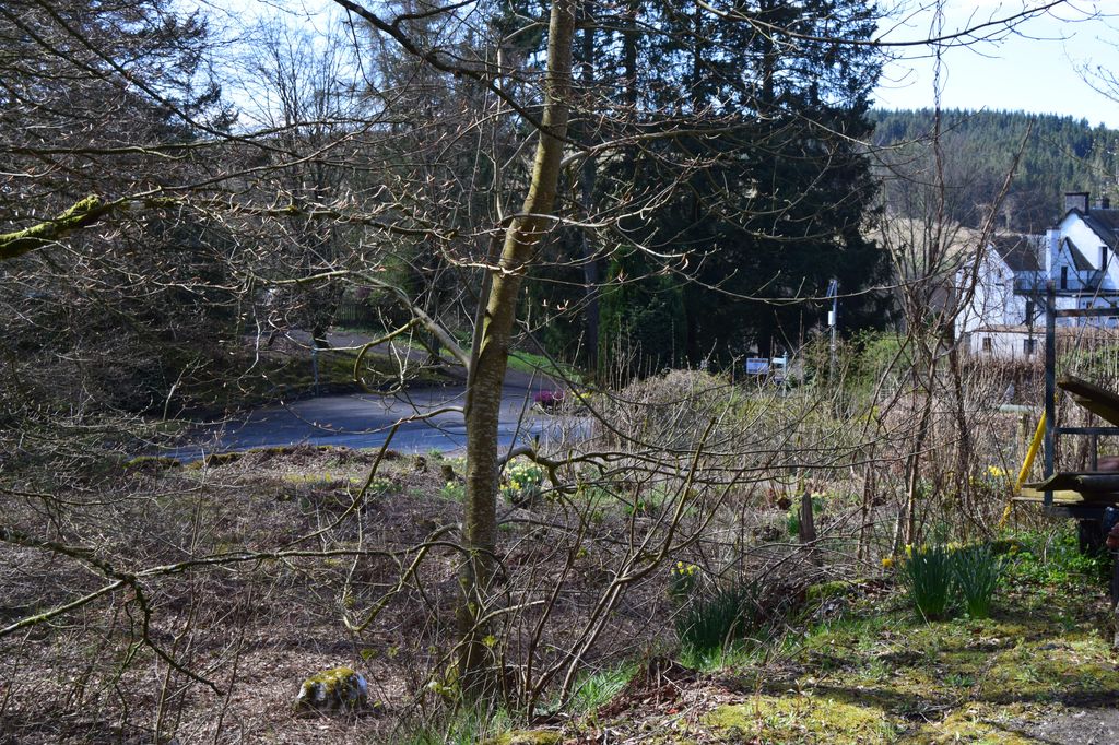 Property photo 2 of 8