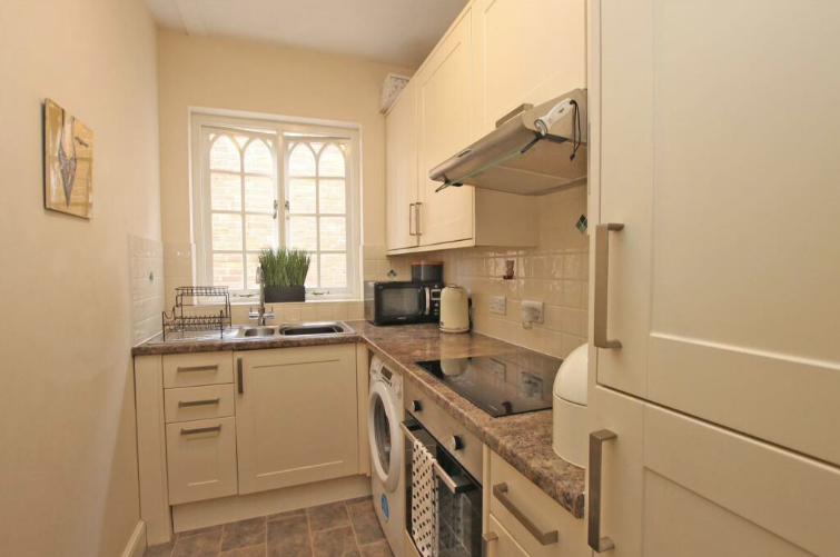 Property photo 2 of 5