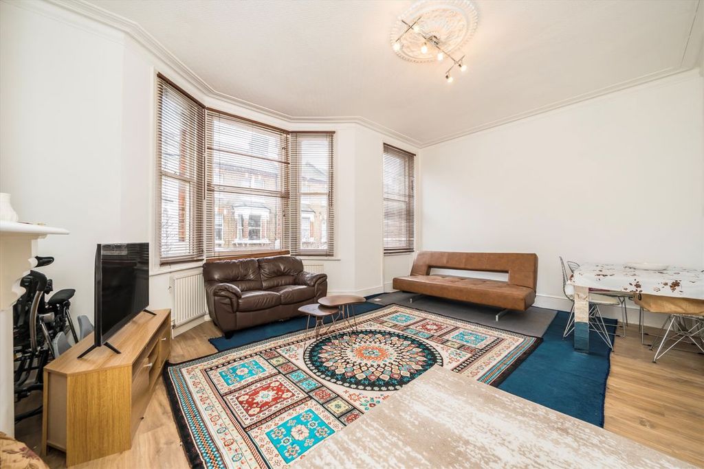 Property photo 2 of 6