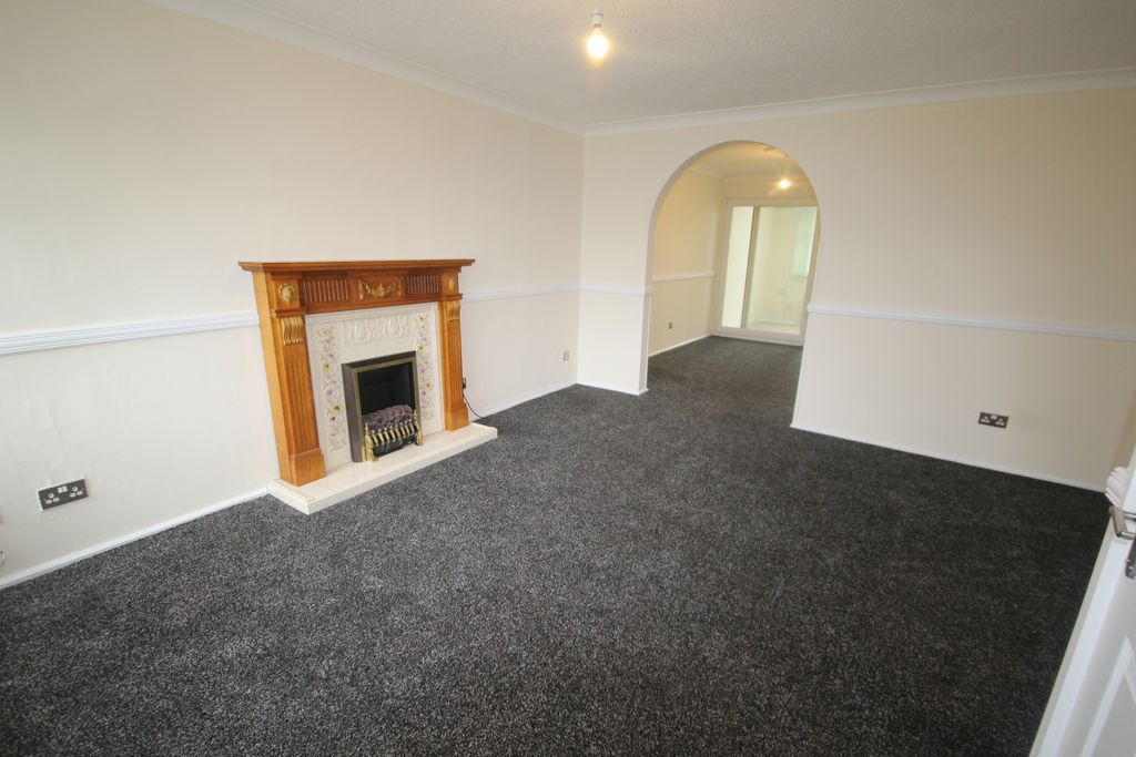 Property photo 2 of 14 Photo 13