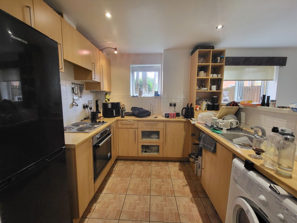 Property photo 3 of 12 Gallery