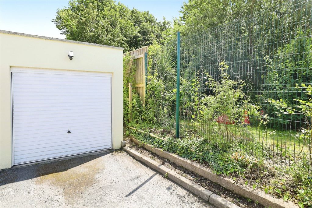Property photo 2 of 12 Picture No. 34