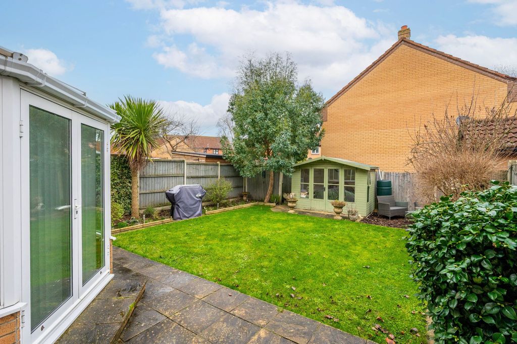 Property photo 2 of 20