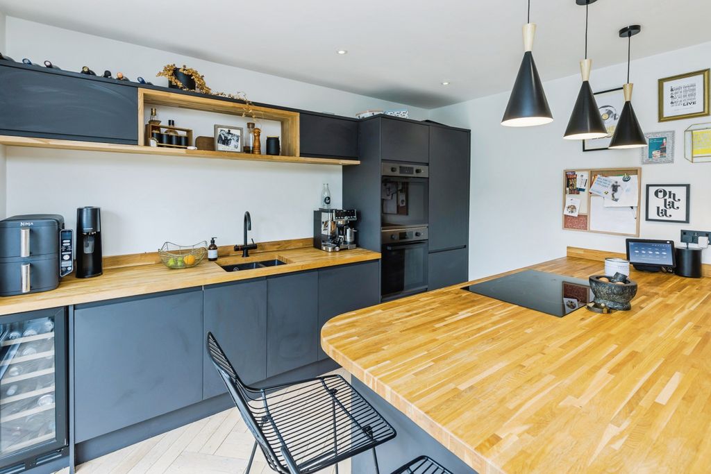 Additional image 9 of 3 bed detached house for saleOaklands Crescent, Chester CH3
