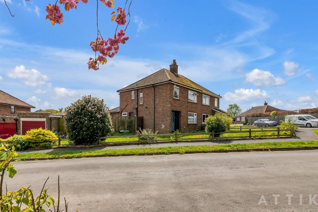 Additional image 30 of 3 bed semi-detached house for saleQueens Drive, Halesworth IP19