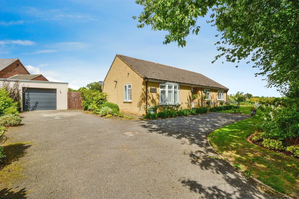 Property photo 1 of 16