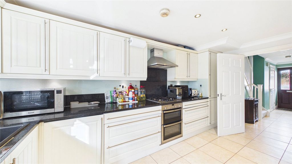 Property photo 3 of 20 Picture 3