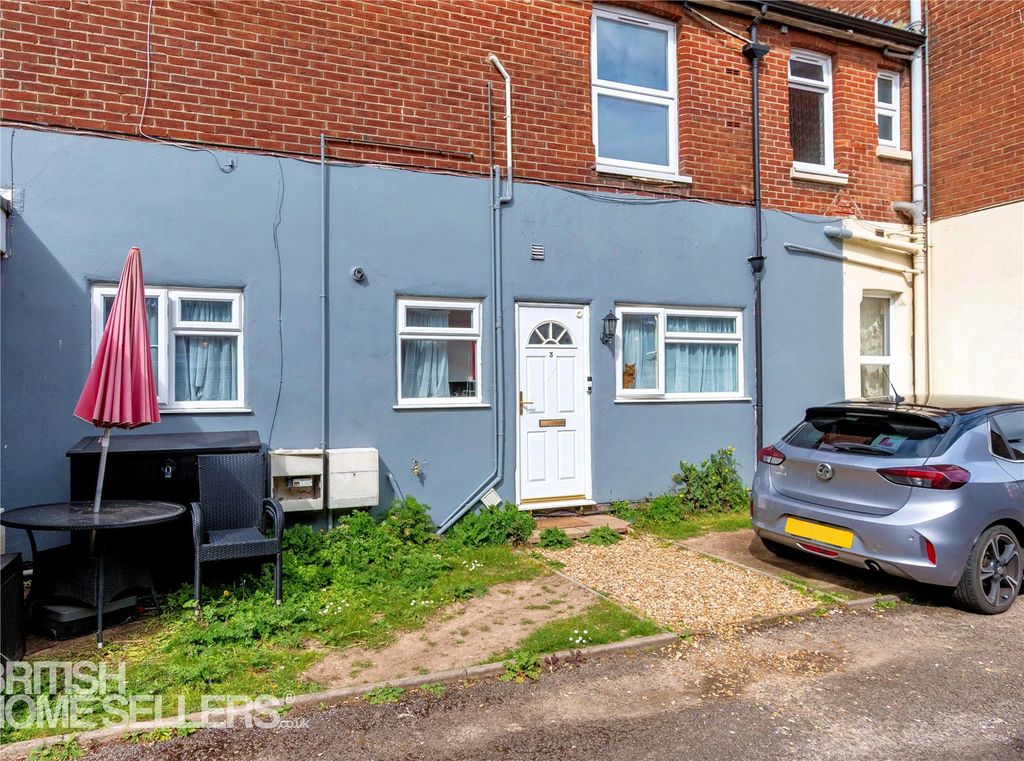 Property photo 2 of 13 Picture No. 23