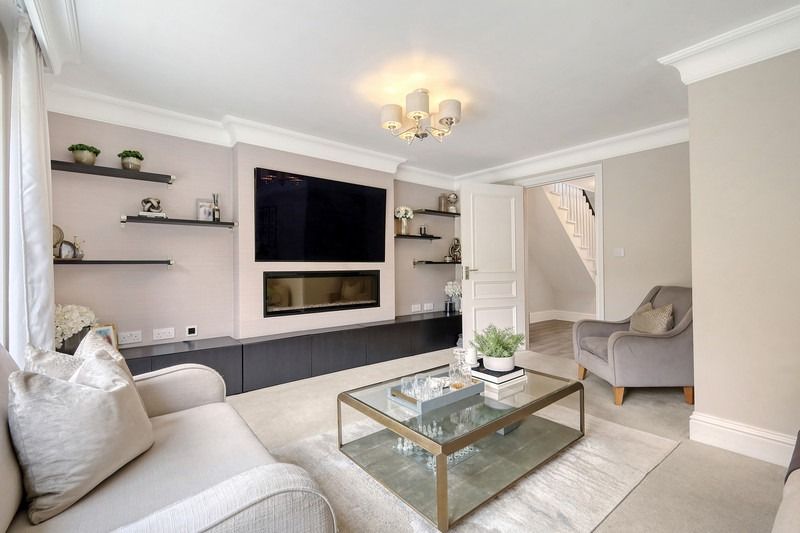 Property photo 2 of 28 4679761