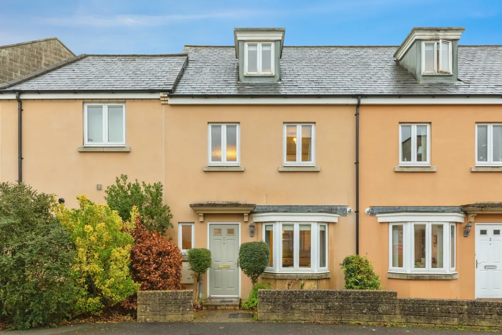Middlewood Close, Bath BA2 - View 3