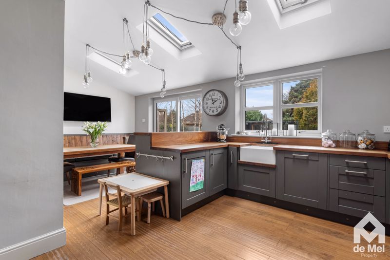 Property photo 3 of 21 Photo 18