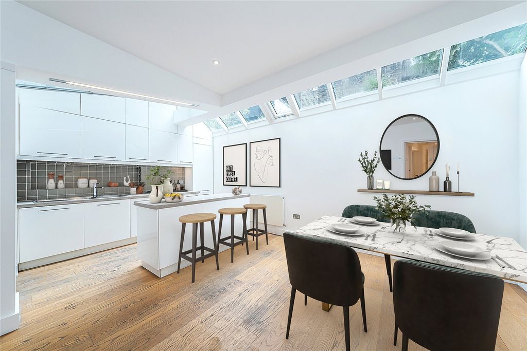 Property photo 2 of 18 Picture No. 68