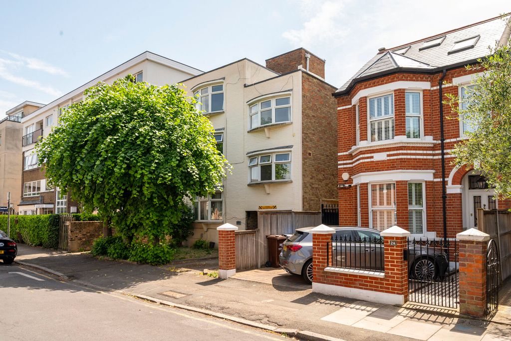 Property photo 2 of 13