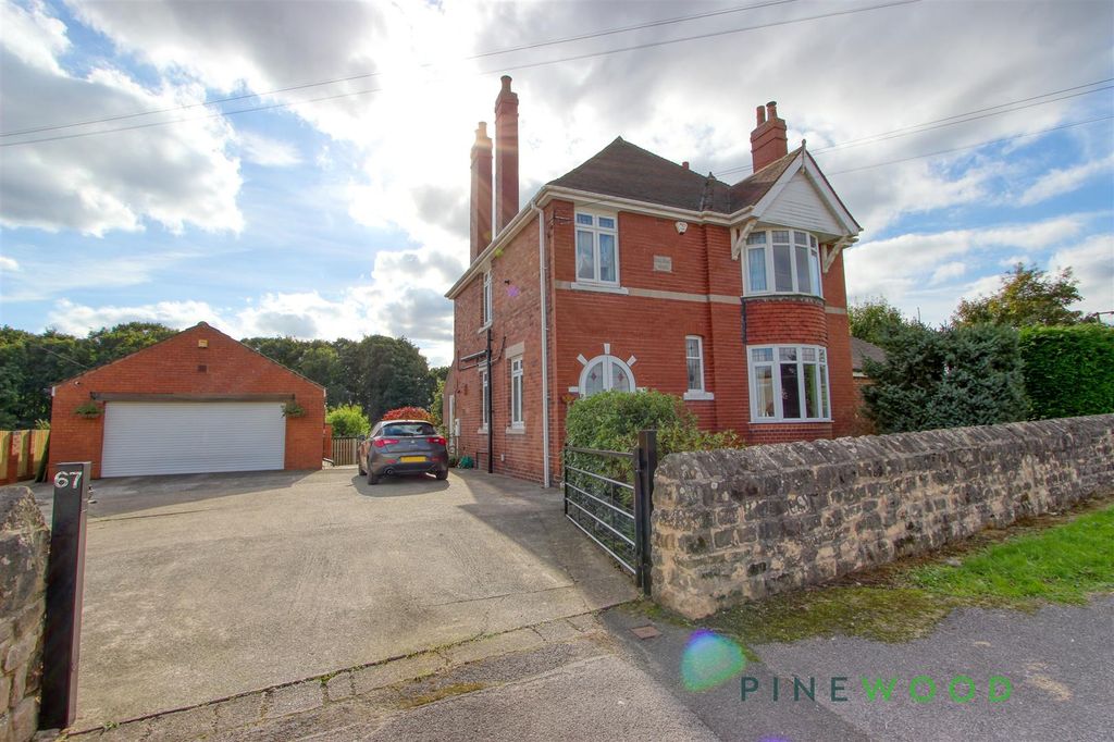 Property photo 1 of 32