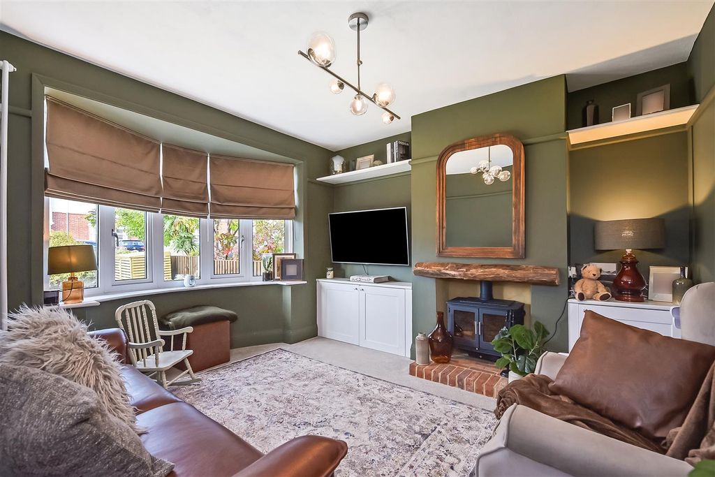 Property photo 2 of 24 Ph5_6281460.Jpg