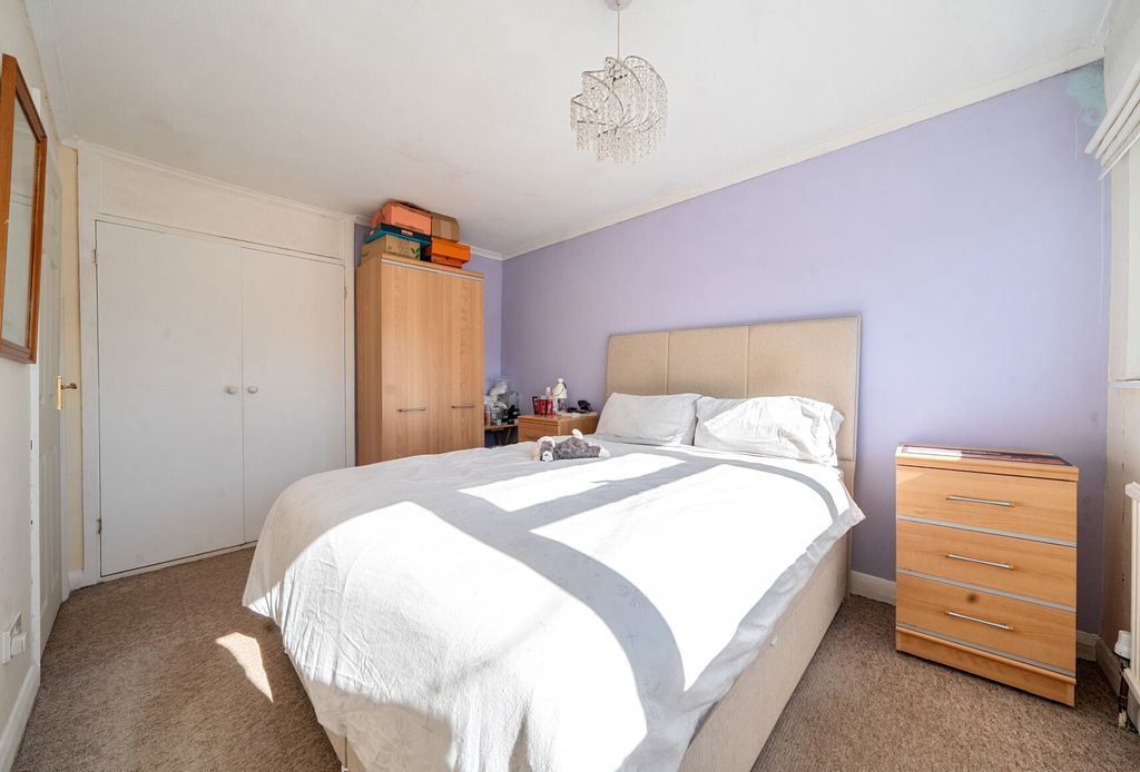 Property photo 3 of 17 1450469-15-69Eb95...