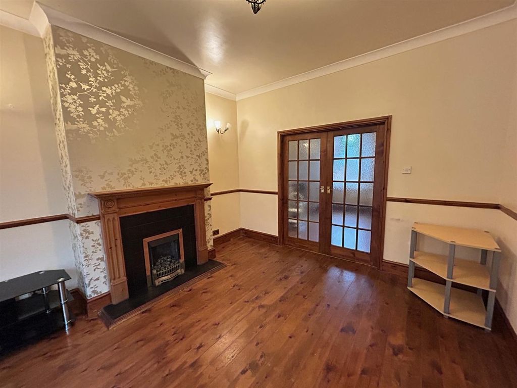 Property photo 2 of 12 3.Jpg