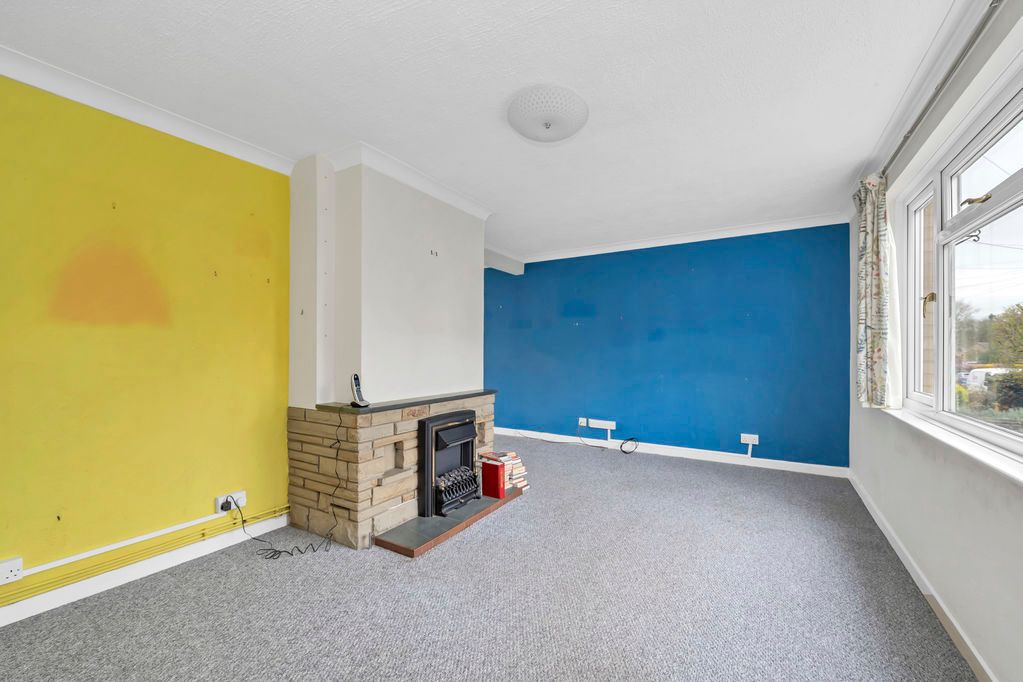 Property photo 2 of 20 Sitting Room