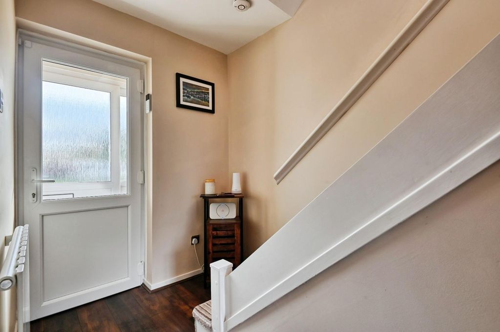 Property photo 2 of 19 3Buc7.Jpg