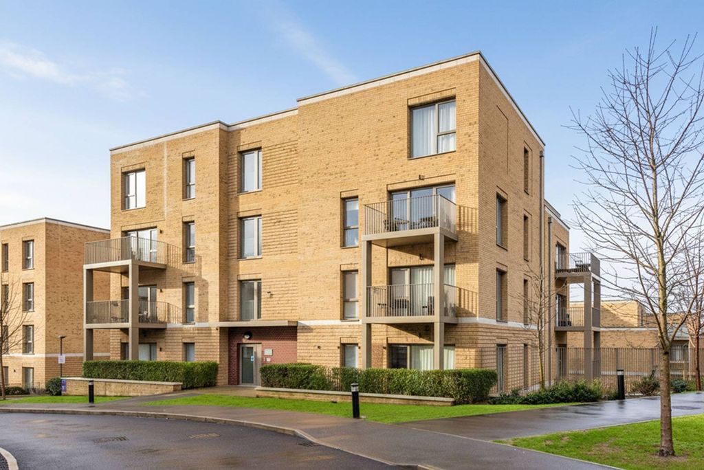 Property photo 2 of 8